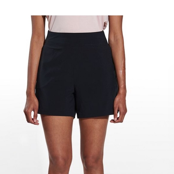 Women’s Merrell Size M Sierra Short - Picture 1 of 4